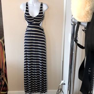 Maxi summer dress, midriff